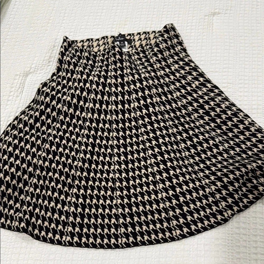Lulu's Classic Black and White Houndstooth Midi Skirt - Picture 3 of 5